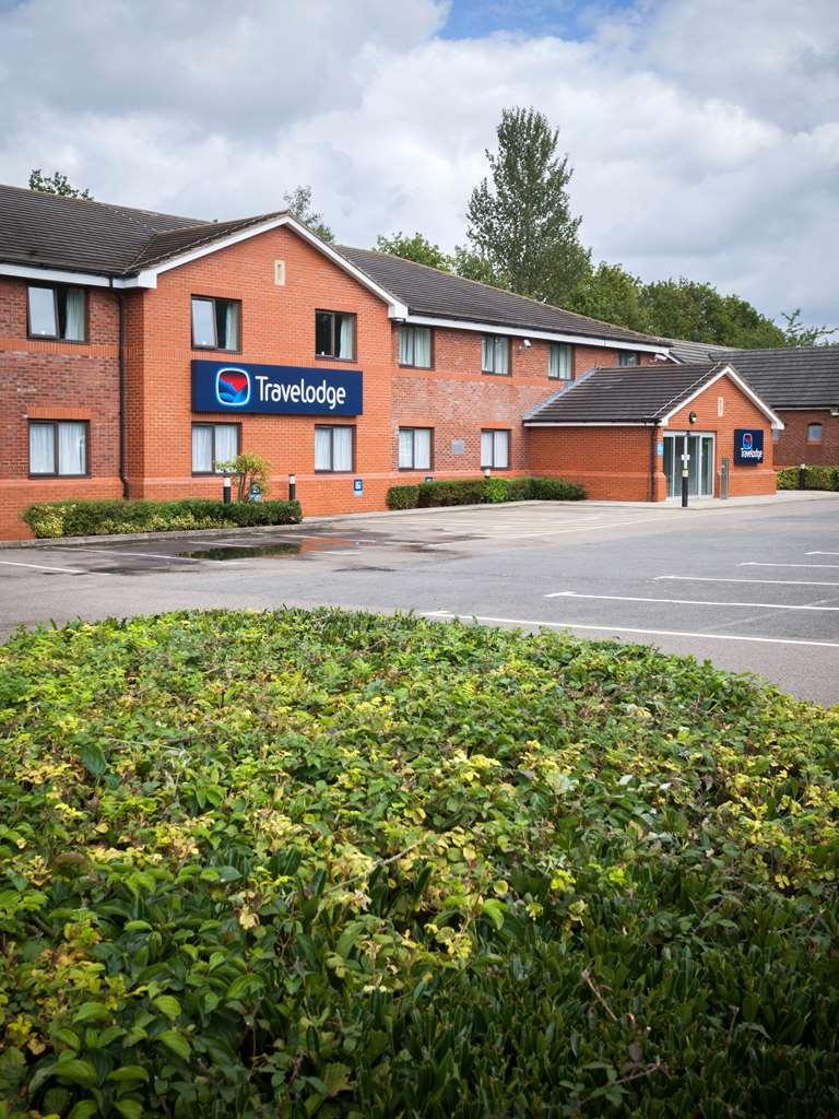 Travelodge Buckingham Exterior photo