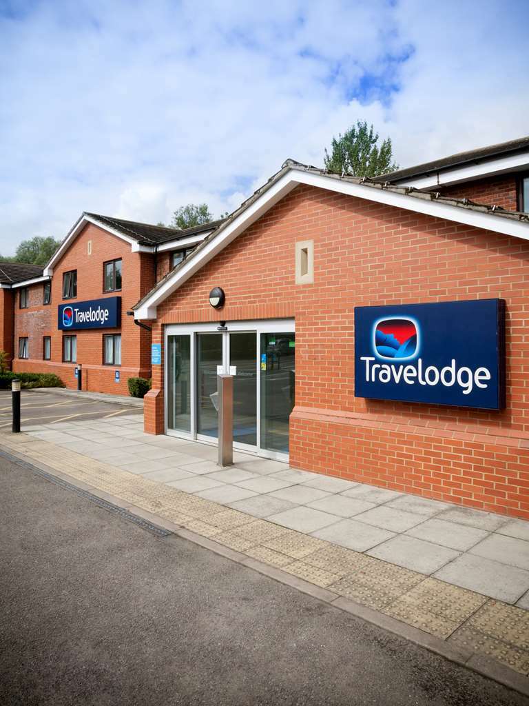 Travelodge Buckingham Exterior photo